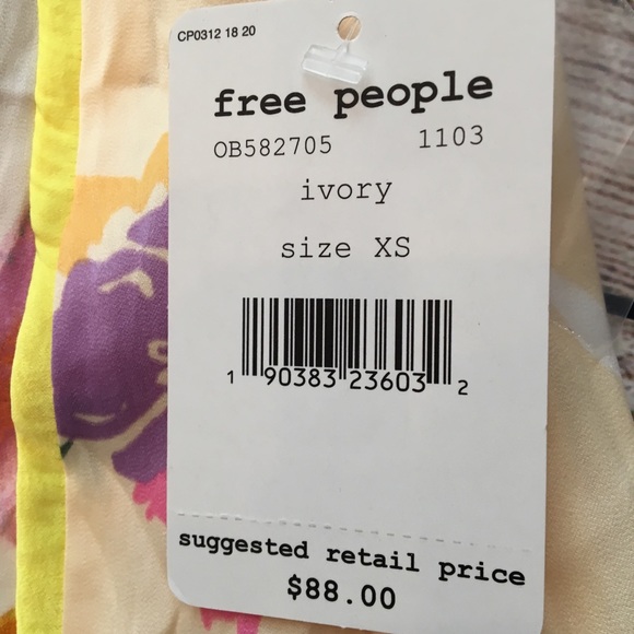 Free People Dream Free Tunic Ivory BNWT XS - Picture 3 of 8